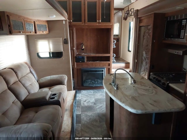 2014 Coachmen Chaparral მანქანა იყიდება აუქციონზე, vin: 5ZT3CH0B2EA309134, აუქციონის ნომერი: 44771208