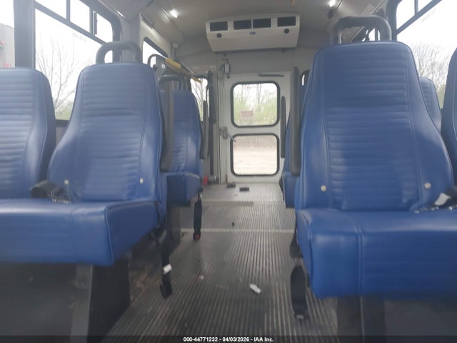 Ford E-450 Cutaway 2016 1FDFE4FS5GDC23337 Image 7