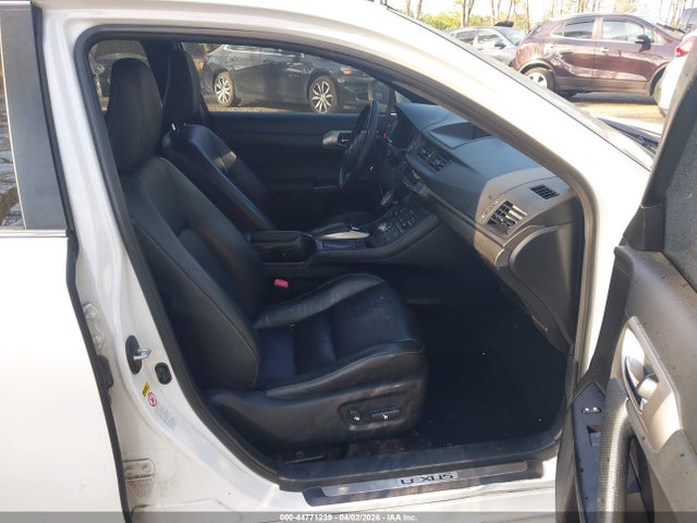 Aukcja sprzedaży 2015 Lexus Ct 200h, vin: JTHKD5BH3F2220001, numer aukcji: 44771239