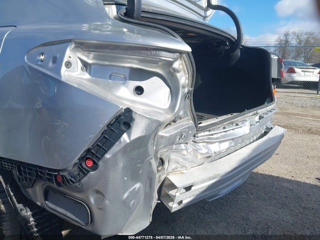 4T1G11AK6LU960711 Toyota CAMRY SE
