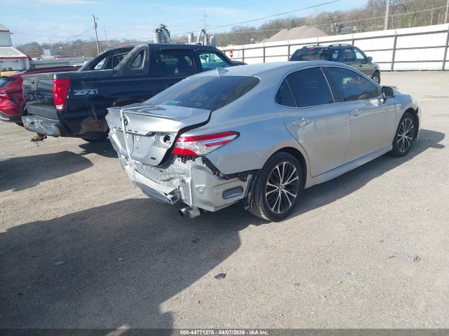 4T1G11AK6LU960711 Toyota CAMRY SE
