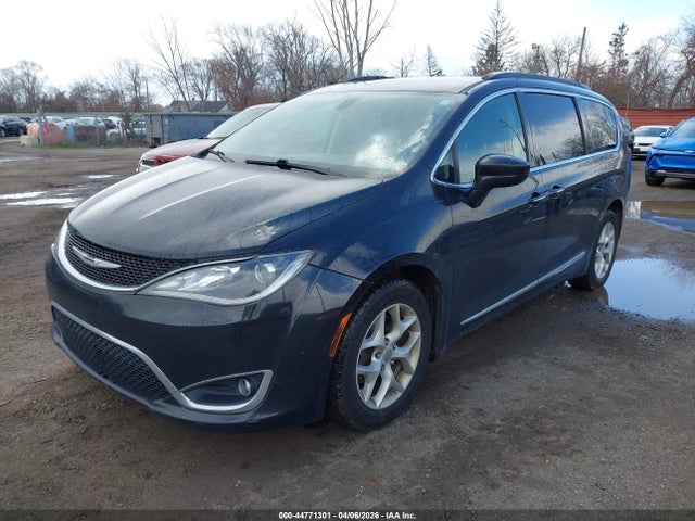 Aukcja sprzedaży 2017 Chrysler Pacifica Touring-l, vin: 2C4RC1BG0HR832387, numer aukcji: 44771301