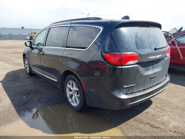 Aukcja sprzedaży 2017 Chrysler Pacifica Touring-l, vin: 2C4RC1BG0HR832387, numer aukcji: 44771301