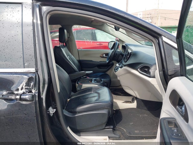Aukcja sprzedaży 2017 Chrysler Pacifica Touring-l, vin: 2C4RC1BG0HR832387, numer aukcji: 44771301