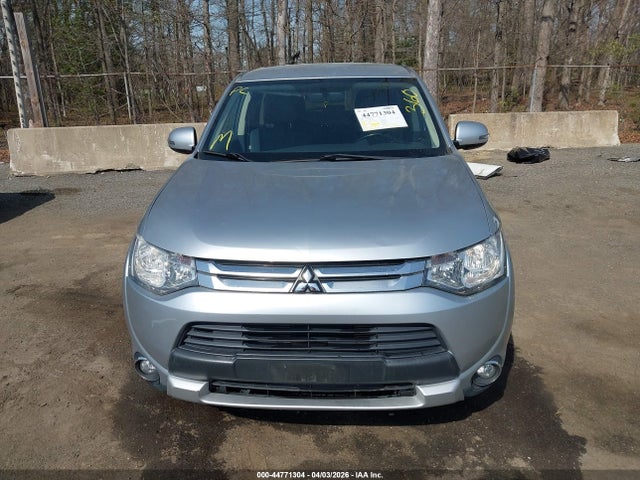 Продаж на аукціоні авто 2015 Mitsubishi Outlander Se, vin: JA4AD3A33FZ000110, номер лоту: 44771304