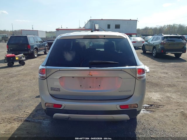 Продаж на аукціоні авто 2015 Mitsubishi Outlander Se, vin: JA4AD3A33FZ000110, номер лоту: 44771304