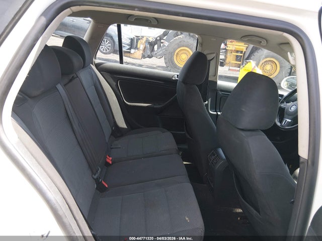 Продаж на аукціоні авто 2013 Volkswagen Jetta Sportwagen 2.5l S, vin: 3VWPP7AJ1DM643581, номер лоту: 44771320