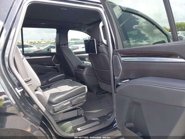 Продажа на аукционе авто 2026 Cadillac Escalade Luxury, vin: 1GYS8BKL4TR125677, номер лота: 44771322