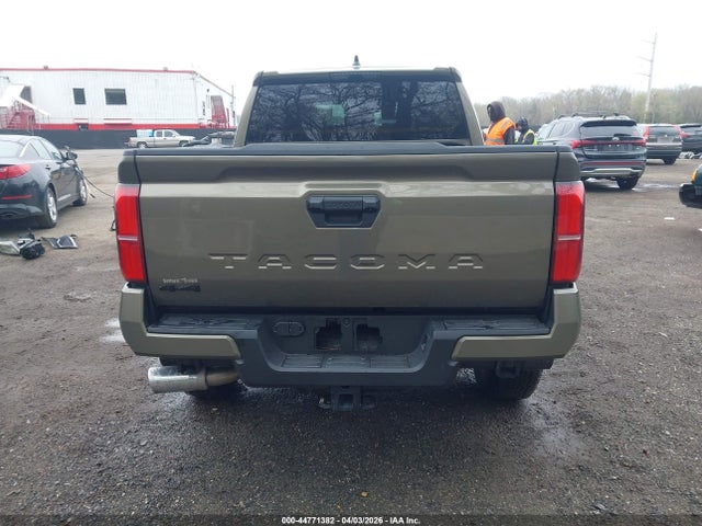 2025 Toyota Tacoma Trd Off Road მანქანა იყიდება აუქციონზე, vin: 3TMLB5JN0SM180238, აუქციონის ნომერი: 44771382