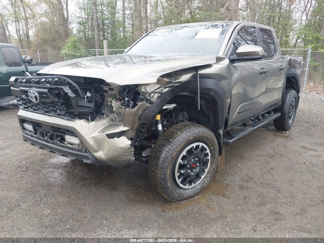 2025 Toyota Tacoma Trd Off Road მანქანა იყიდება აუქციონზე, vin: 3TMLB5JN0SM180238, აუქციონის ნომერი: 44771382