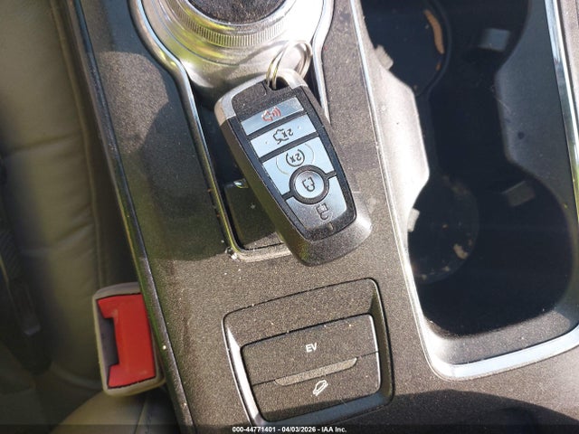 2017 Ford Fusion Energi Se Luxury მანქანა იყიდება აუქციონზე, vin: 3FA6P0PU8HR320232, აუქციონის ნომერი: 44771401