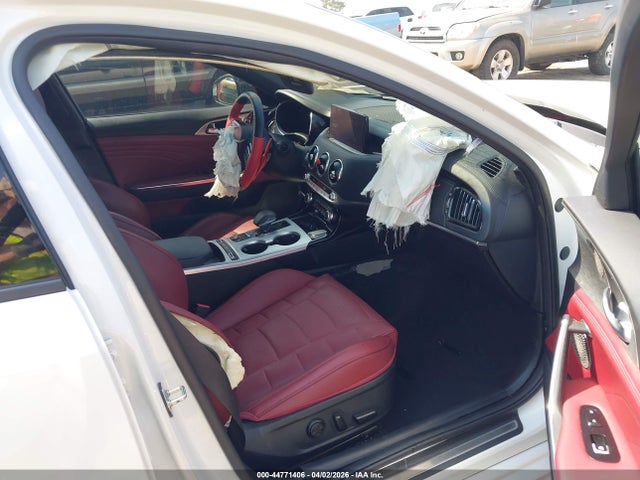 Продажа на аукционе авто 2023 Kia Stinger Gt2, vin: KNAE55LC6P6134333, номер лота: 44771406