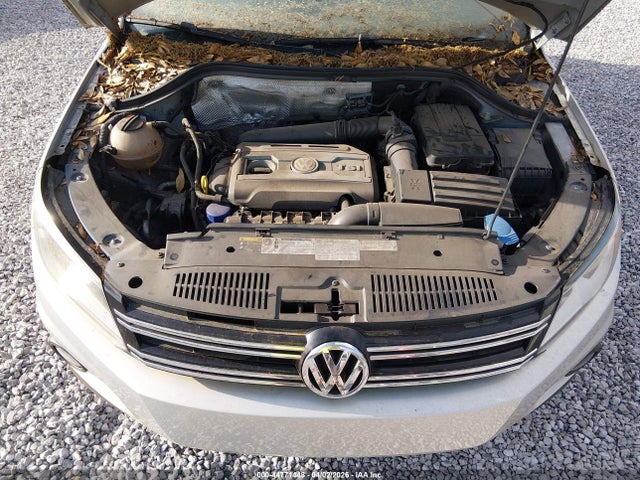 2015 VOLKSWAGEN TIGUAN WVGAV7AX1FW504326 Photo 9