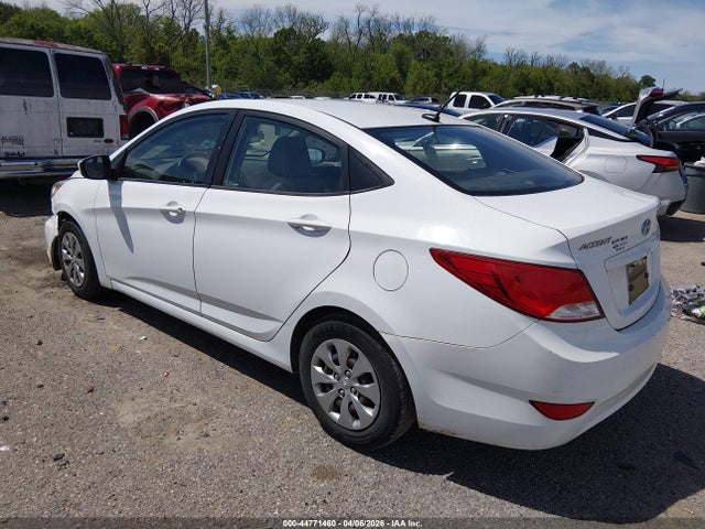 2017 Hyundai Accent Se მანქანა იყიდება აუქციონზე, vin: KMHCT4AE7HU241611, აუქციონის ნომერი: 44771460