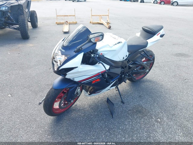 Suzuki GSX-R600 2025 JS1GN7FAXS7100197 Image 2