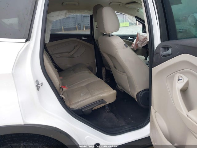 44771489 :رقم المزاد ، 1FMCU9GD3HUE76743 vin ، 2017 Ford Escape Se مزاد بيع