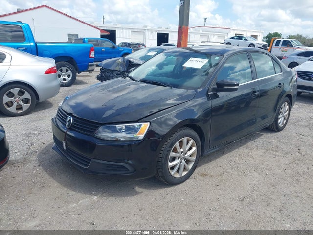 44771496 :رقم المزاد ، 3VWD17AJ6EM295640 vin ، 2014 Volkswagen Jetta 1.8t Se مزاد بيع