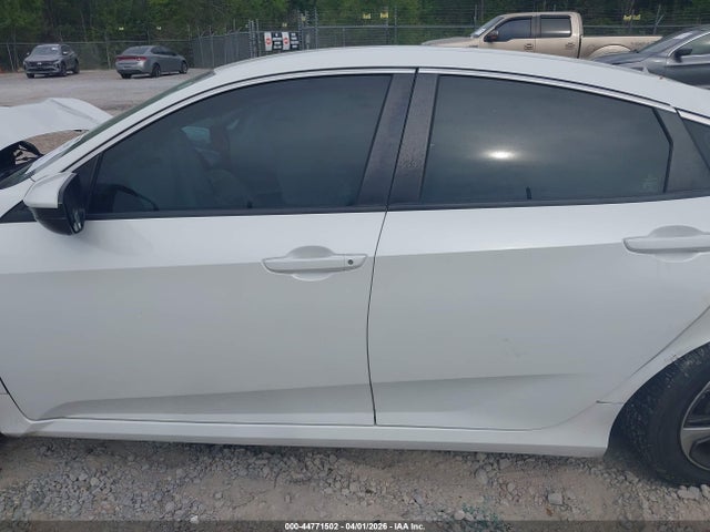44771502 :رقم المزاد ، 19XFC2F63KE006264 vin ، 2019 Honda Civic Lx مزاد بيع