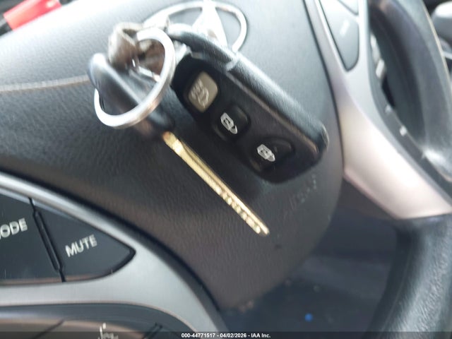 Продаж на аукціоні авто 2013 Hyundai Elantra Gs, vin: KMHDH6AE5DU005910, номер лоту: 44771517