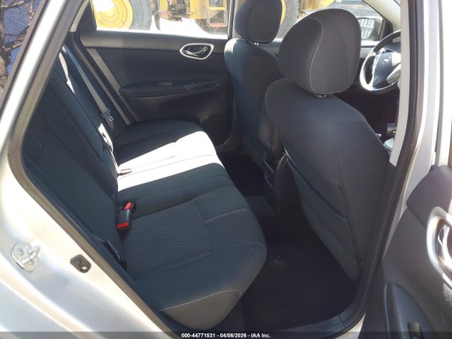 2015 Nissan Sentra S მანქანა იყიდება აუქციონზე, vin: 3N1AB7AP5FY349434, აუქციონის ნომერი: 44771531