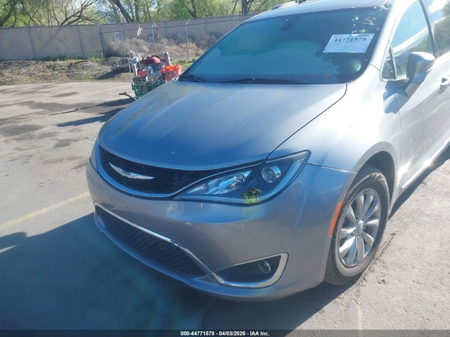 Aukcja sprzedaży 2018 Chrysler Pacifica Touring L, vin: 2C4RC1BGXJR214063, numer aukcji: 44771578