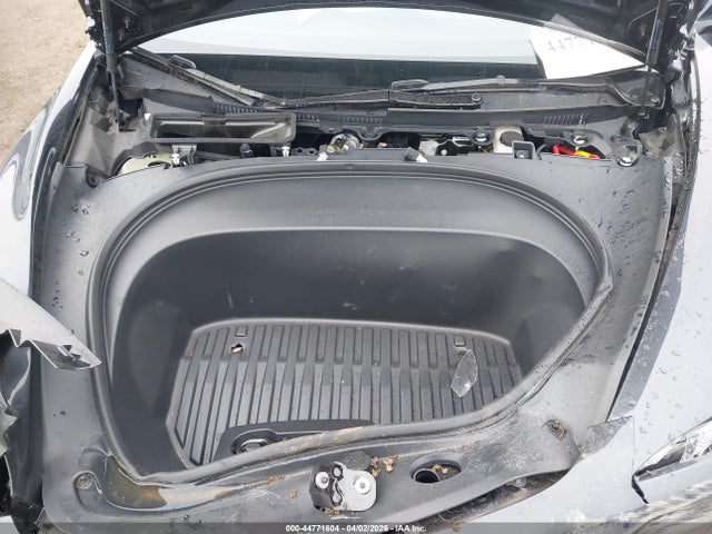 Продажа на аукционе авто 2025 Tesla Model 3, vin: 5YJ3E1EA4SF027910, номер лота: 44771604