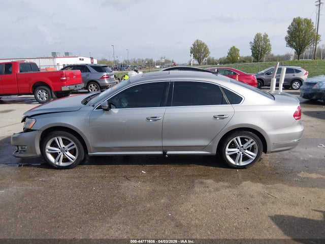 Продажа на аукционе авто 2014 Volkswagen Passat 2.0l Tdi Sel Premium, vin: 1VWCN7A32EC005560, номер лота: 44771606