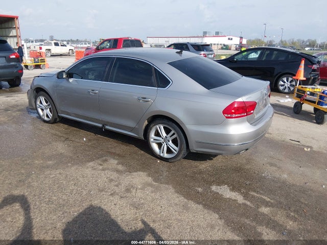 Продажа на аукционе авто 2014 Volkswagen Passat 2.0l Tdi Sel Premium, vin: 1VWCN7A32EC005560, номер лота: 44771606