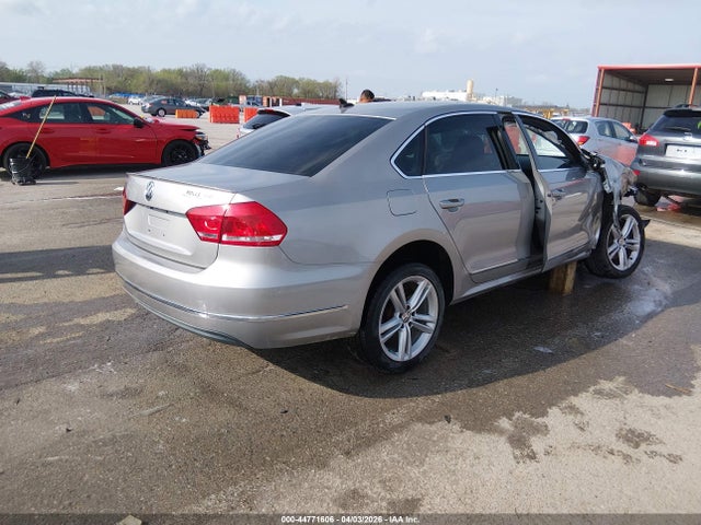 Продажа на аукционе авто 2014 Volkswagen Passat 2.0l Tdi Sel Premium, vin: 1VWCN7A32EC005560, номер лота: 44771606