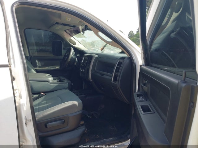 Продаж на аукціоні авто 2018 Ram 2500 Tradesman  4x4 8' Box, vin: 3C6UR5HL6JG102197, номер лоту: 44771609