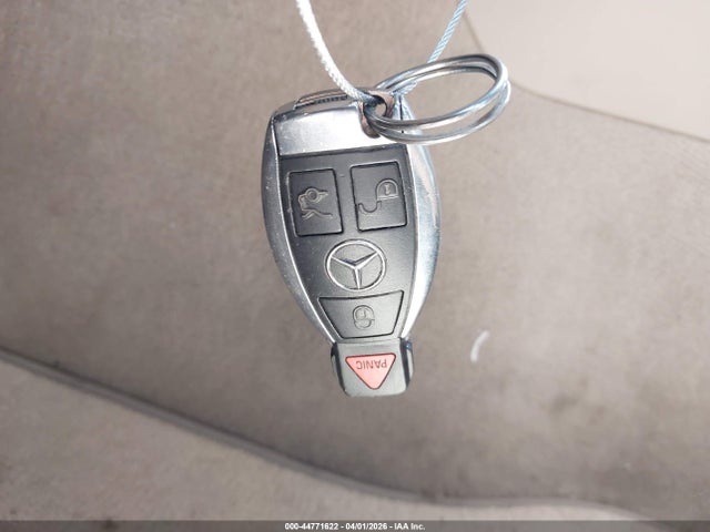 2013 MERCEDES-BENZ C 250 WDDGF4HB9DR262679 Photo 10