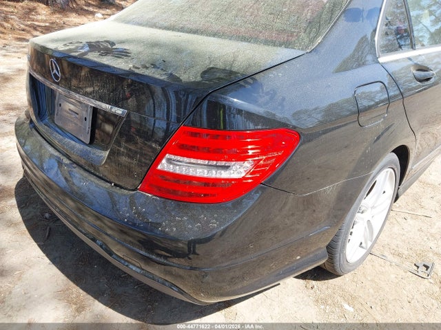 2013 MERCEDES-BENZ C 250 WDDGF4HB9DR262679 Photo 5