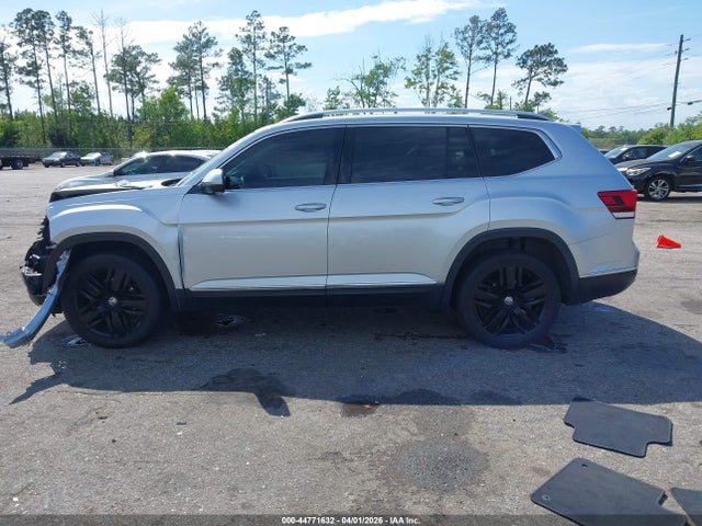 Продаж на аукціоні авто 2019 Volkswagen Atlas 3.6l V6 Sel Premium, vin: 1V2NR2CA0KC608483, номер лоту: 44771632