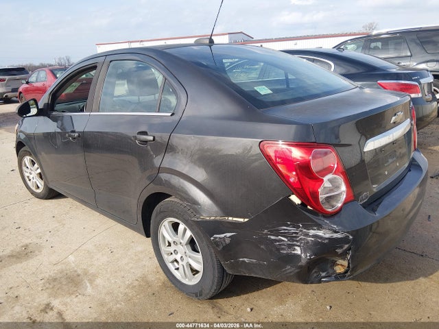 44771634 :رقم المزاد ، 1G1JD5SB1F4169345 vin ، 2015 Chevrolet Sonic Lt Manual مزاد بيع