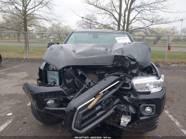 44771670 :رقم المزاد ، 3TYDZ5BN5MT001309 vin ، 2021 Toyota Tacoma Sr5 V6 مزاد بيع