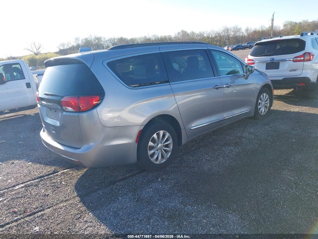 2017 CHRYSLER PACIFICA 2C4RC1BG2HR515548 Photo 3