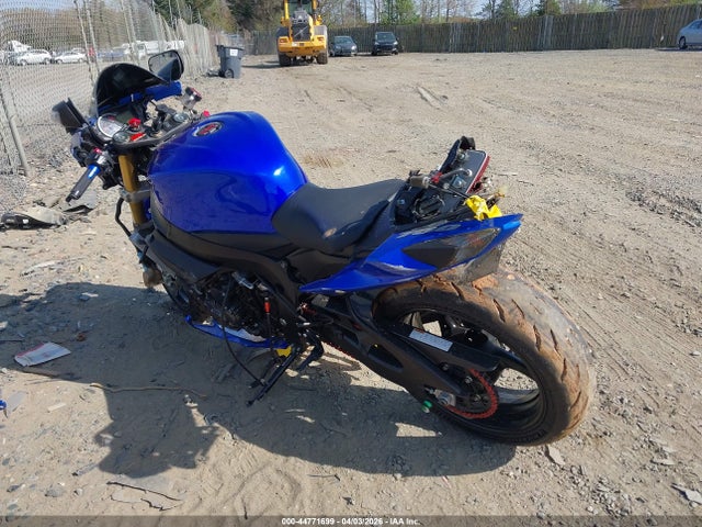JS1GR7MA3E2100017 Suzuki GSX-R750
