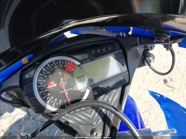 JS1GR7MA3E2100017 Suzuki GSX-R750