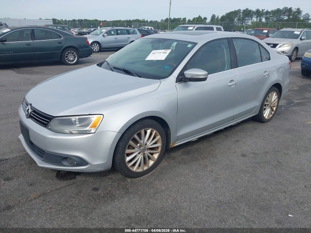 44771706 :رقم المزاد ، 3VWLX7AJXBM354503 vin ، 2011 Volkswagen Jetta 2.5l Sel مزاد بيع
