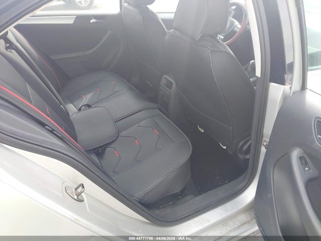 44771706 :رقم المزاد ، 3VWLX7AJXBM354503 vin ، 2011 Volkswagen Jetta 2.5l Sel مزاد بيع