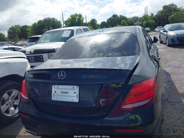 2017 Mercedes-benz E 300 მანქანა იყიდება აუქციონზე, vin: WDDZF4JB4HA147334, აუქციონის ნომერი: 44771728