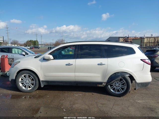 44771732 :رقم المزاد ، 1GNKVGKD3EJ275180 vin ، 2014 Chevrolet Traverse 1lt مزاد بيع