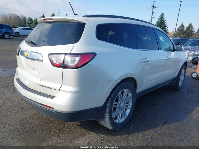 44771732 :رقم المزاد ، 1GNKVGKD3EJ275180 vin ، 2014 Chevrolet Traverse 1lt مزاد بيع