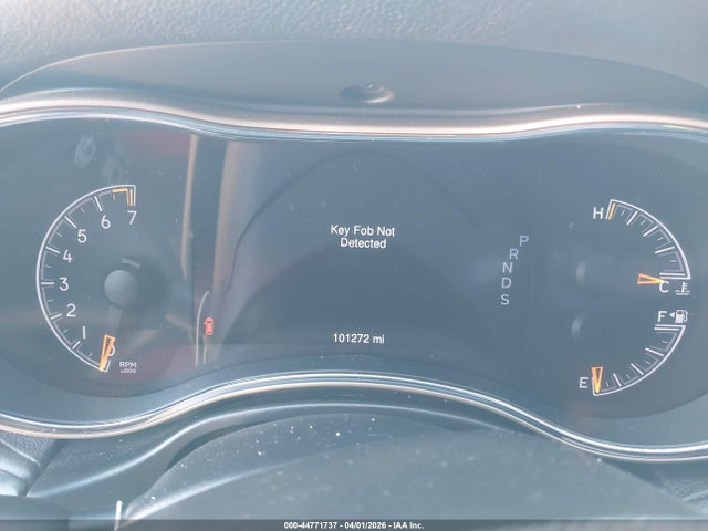 2015 Jeep Grand Cherokee Overland მანქანა იყიდება აუქციონზე, vin: 1C4RJECG2FC192863, აუქციონის ნომერი: 44771737