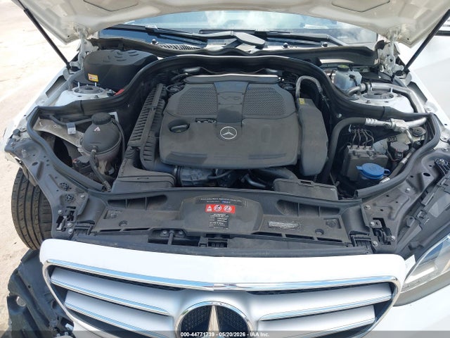 44771739 :رقم المزاد ، WDDHF8JB1FB137595 vin ، 2015 Mercedes-benz E 350 4matic مزاد بيع