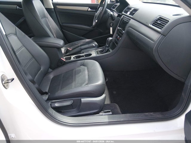 Продажа на аукционе авто 2014 Volkswagen Passat 2.5l Se, vin: 1VWBP7A30EC003389, номер лота: 44771747