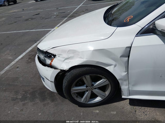 Продажа на аукционе авто 2014 Volkswagen Passat 2.5l Se, vin: 1VWBP7A30EC003389, номер лота: 44771747