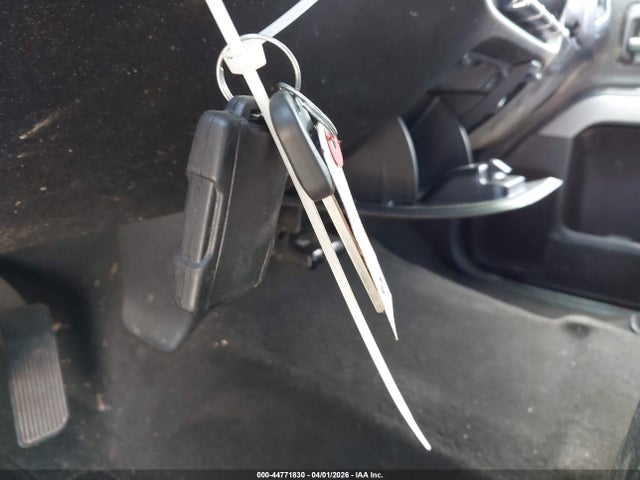 Aukcja sprzedaży 2017 Chevrolet Silverado 1500 2lt, vin: 1GCVKREC9HZ162711, numer aukcji: 44771830