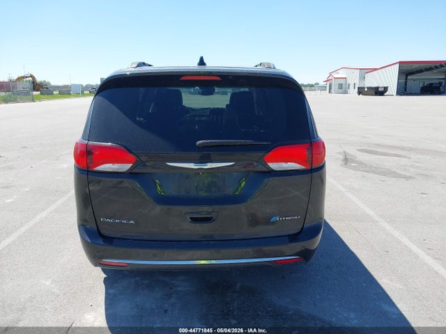 2018 Chrysler Pacifica Hybrid Limited მანქანა იყიდება აუქციონზე, vin: 2C4RC1N79JR159293, აუქციონის ნომერი: 44771845