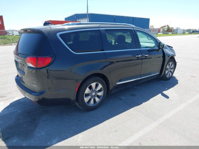2018 Chrysler Pacifica Hybrid Limited მანქანა იყიდება აუქციონზე, vin: 2C4RC1N79JR159293, აუქციონის ნომერი: 44771845